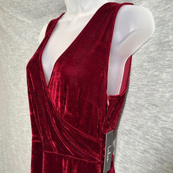 Lulu's Crushin It Velvet Maxi Dress Womens Women Burgundy Elegant Holiday NWT - Picture 3 of 8